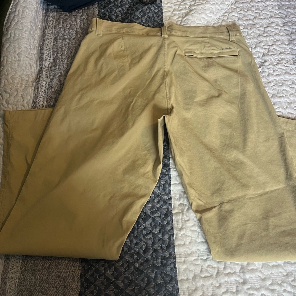 Eddie Bauer Men's Golf Pants - Picture 5 of 6
